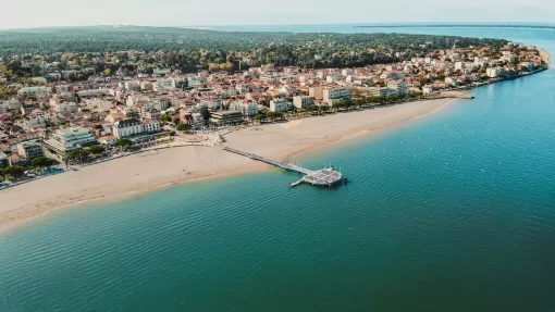 Quelles sont les aides financières disponibles pour une rénovation complète de façade visant à améliorer l'efficacité énergétique sur le Bassin d'Arcachon ?, Bassin d'Arcachon, LSR HABITAT