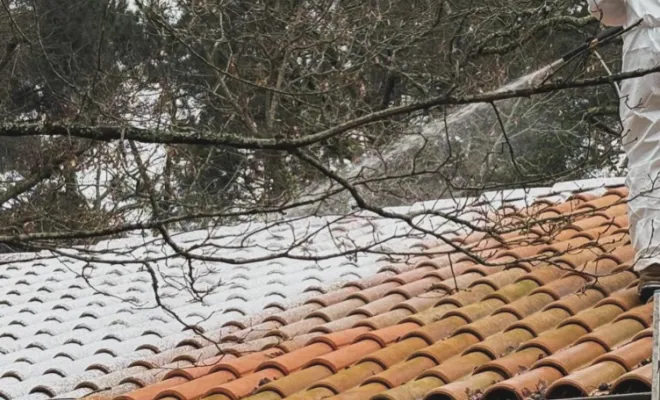 Démoussage toiture par mousse active à Langon, Bassin d'Arcachon, LSR HABITAT